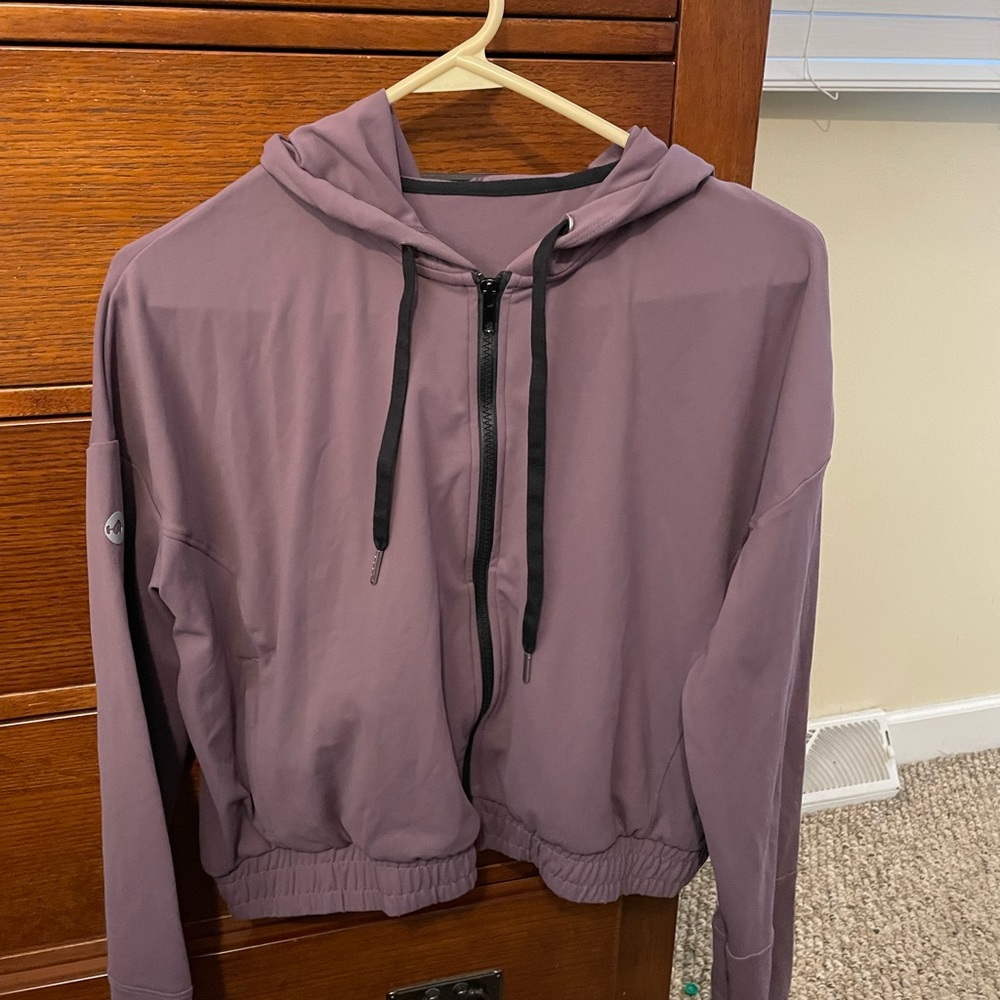 Wodbottom crop hoodie
